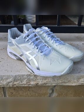 ASICS Men's Gel-Solution Speed 3, Size 11, Near Mint Condition (Worn Once)